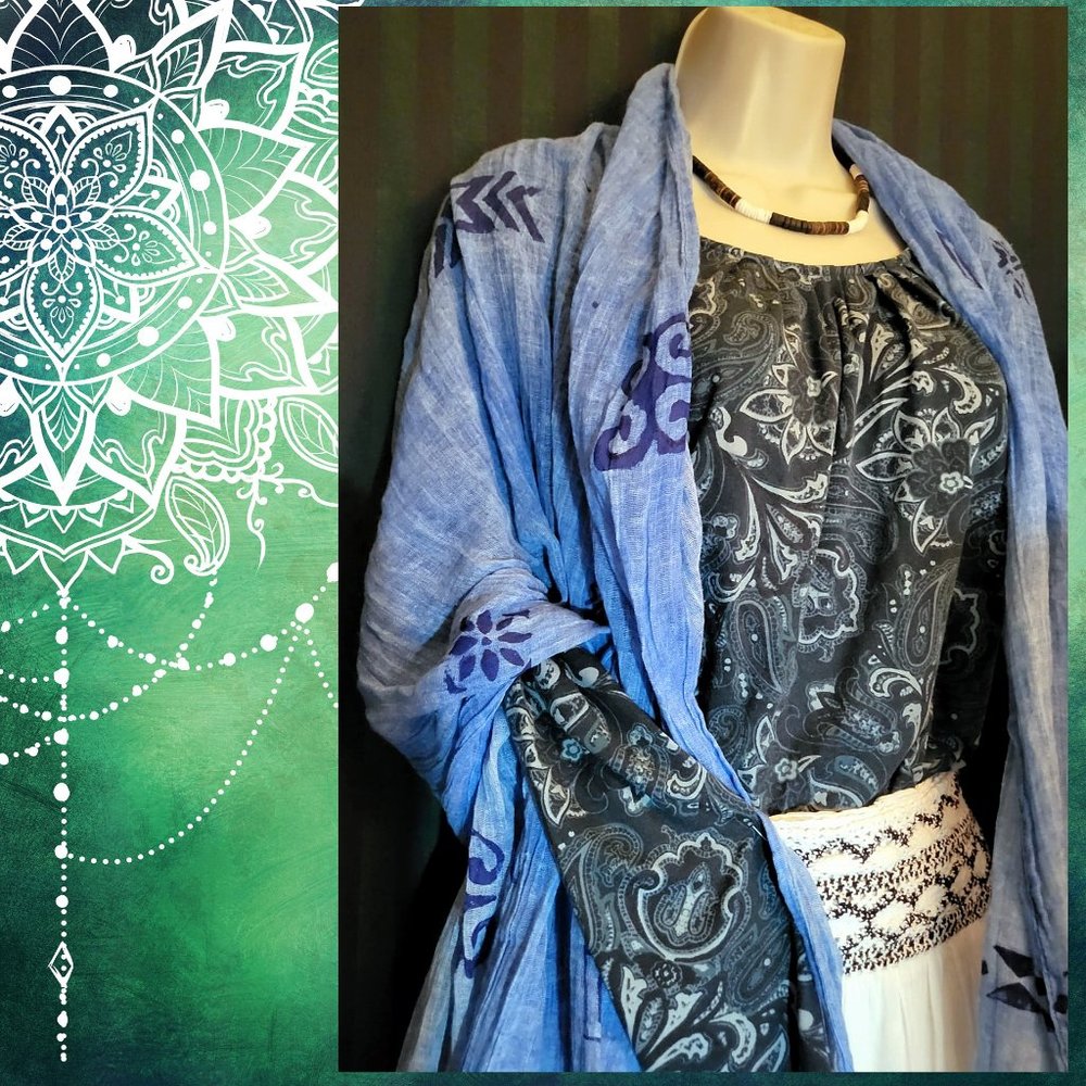 The BohoPeasant Ensemble: Size M Top and Skirt with Wrap and Necklace
